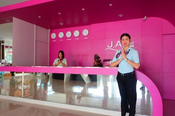 j a villa pattaya hotel