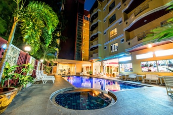 j a villa pattaya hotel