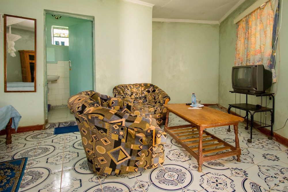 engo airport resort kitale