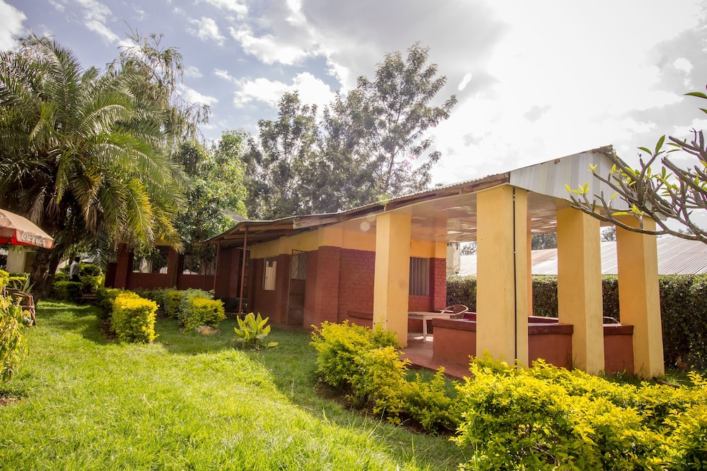engo airport resort kitale