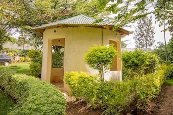 engo airport resort kitale