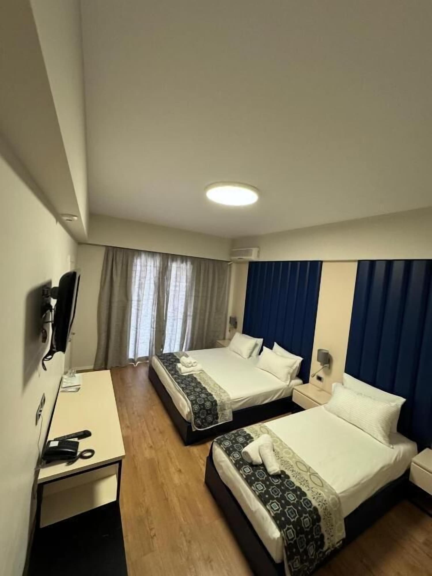 hotel blue sky