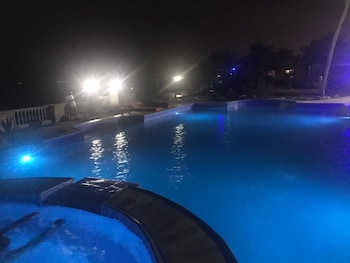 Coconut Pointe Villa & Beach Resort,Ashaiman>>Accra,3.5 star