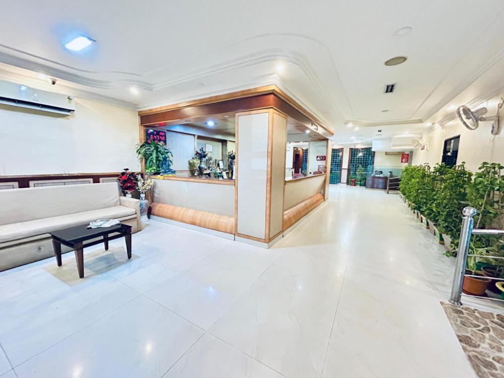 hotel delta international