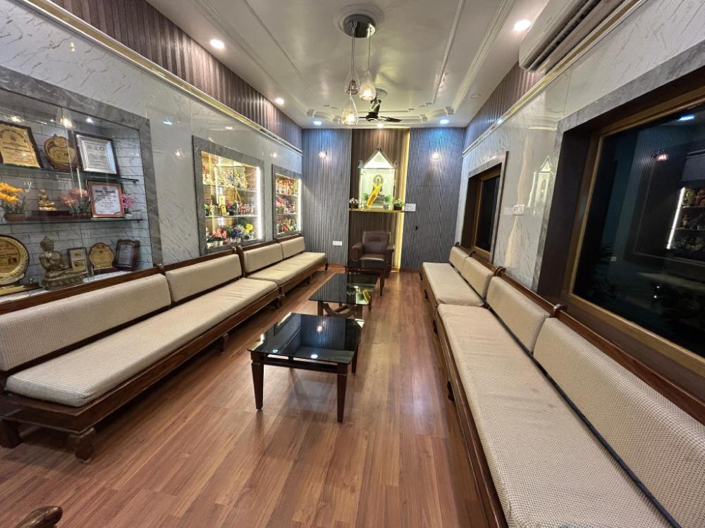 hotel delta international