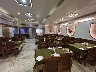 hotel delta international