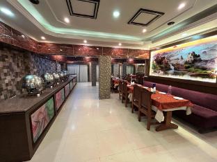 hotel delta international