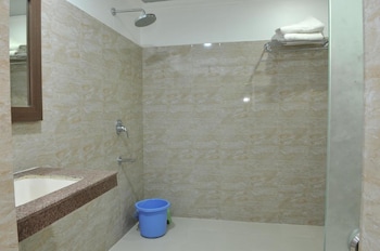 hotel delta international