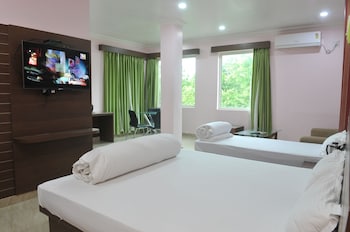 hotel delta international