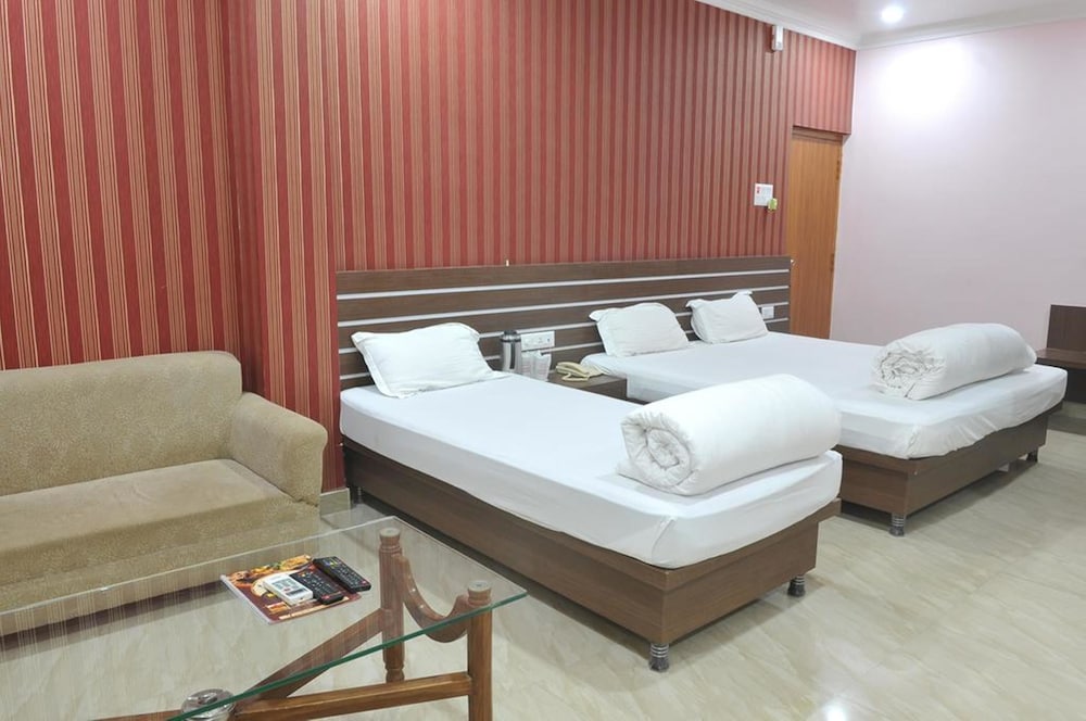 hotel delta international