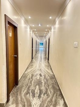 hotel delta international