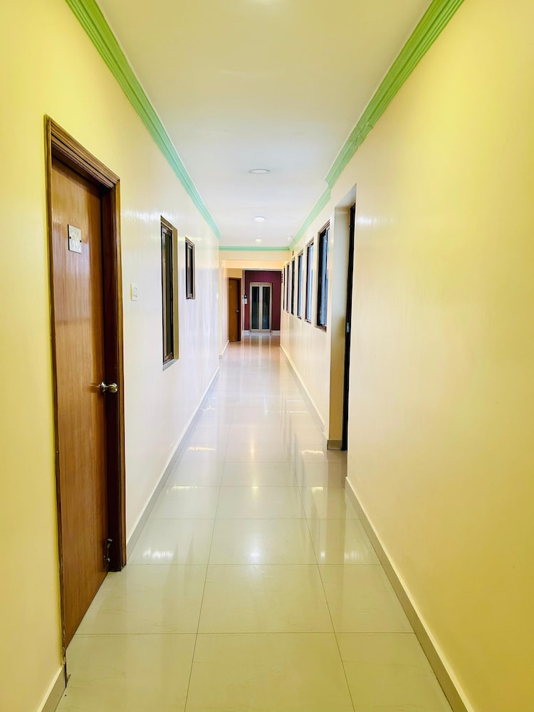 hotel delta international