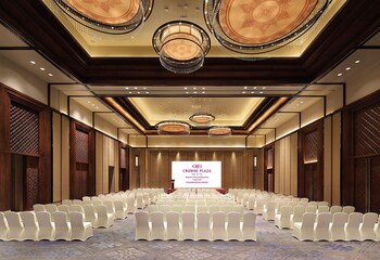 crowne plaza resort xishuangbanna parkview an ihg hotel