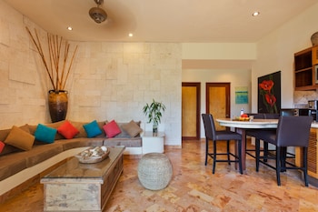 porto playa condo hotel and beachclub
