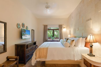 porto playa condo hotel and beachclub