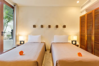porto playa condo hotel and beachclub
