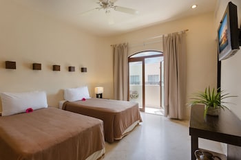 porto playa condo hotel and beachclub