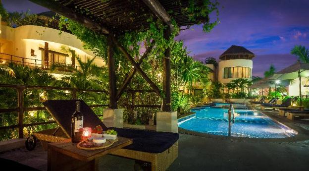 porto playa condo hotel and beachclub