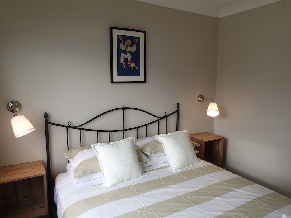dungowan waterfront apartments