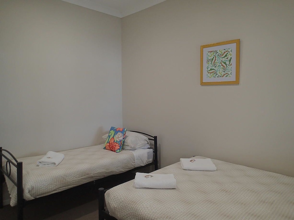 dungowan waterfront apartments