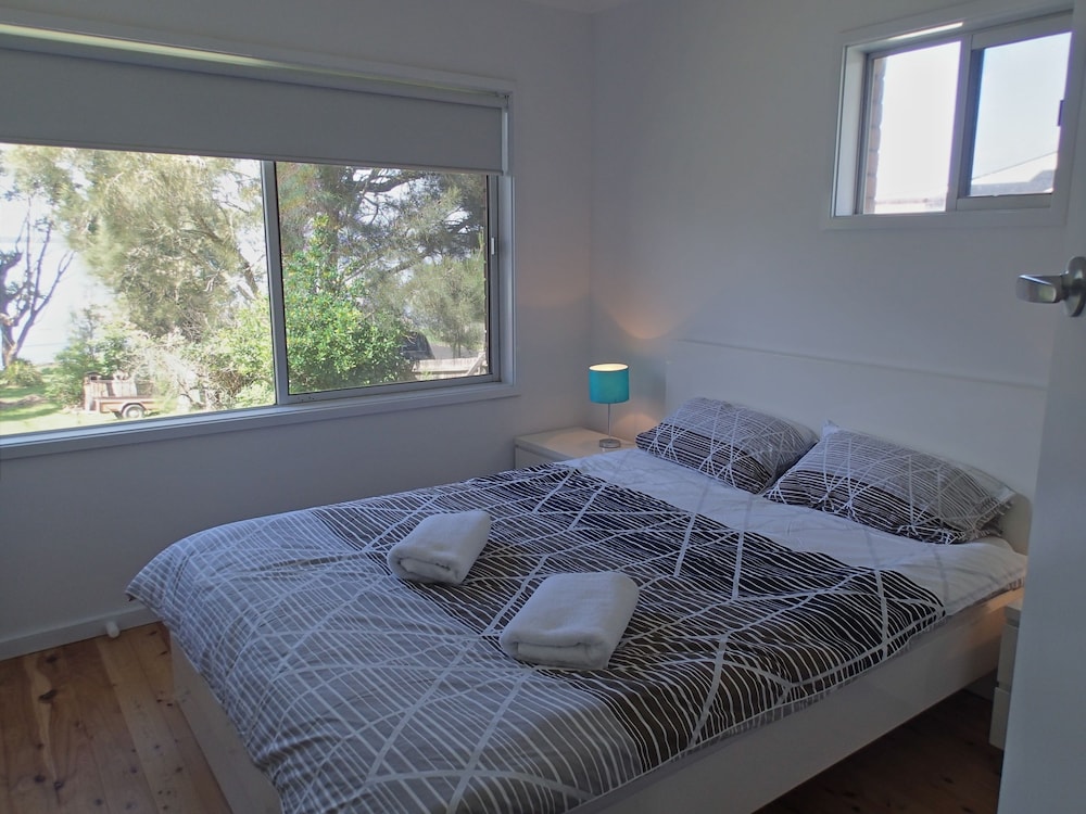 dungowan waterfront apartments