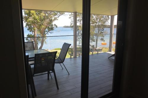dungowan waterfront apartments