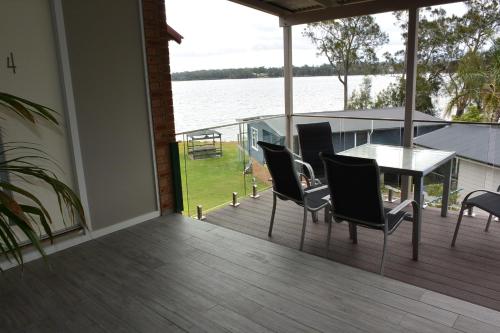 dungowan waterfront apartments