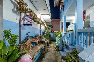blue house pai
