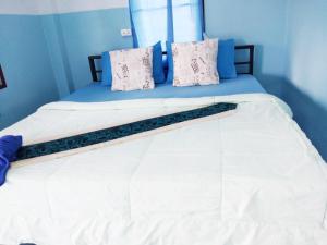 blue house pai