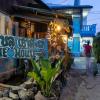 blue house pai