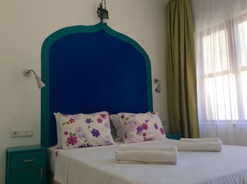 sunset boutique hotel and apartments