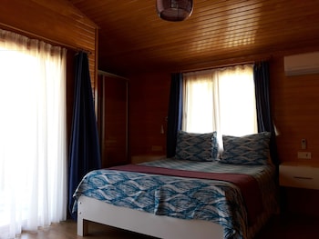 sunset boutique hotel and apartments