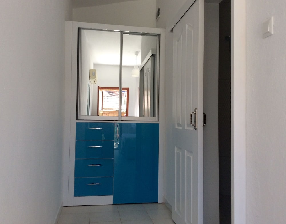 sunset boutique hotel and apartments