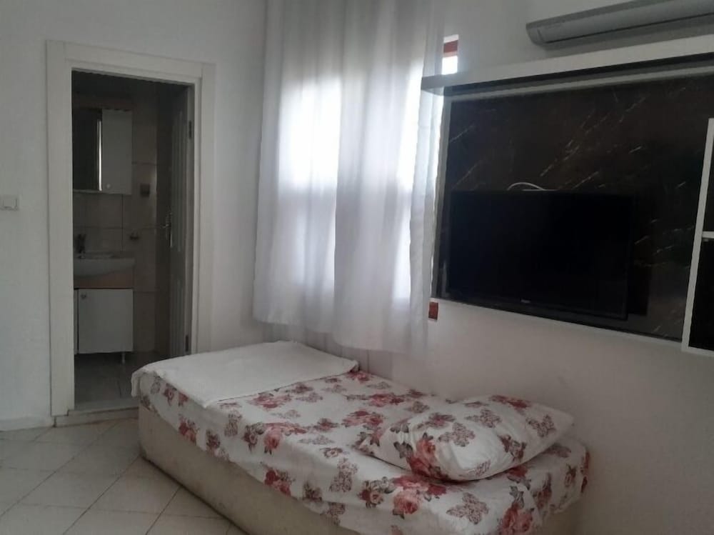 sunset boutique hotel and apartments