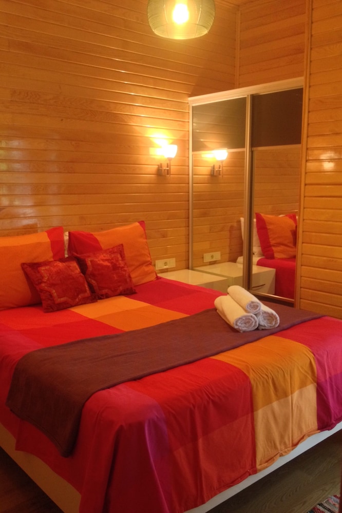 sunset boutique hotel and apartments