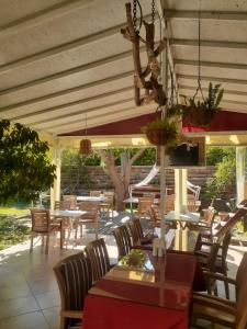 sunset boutique hotel and apartments