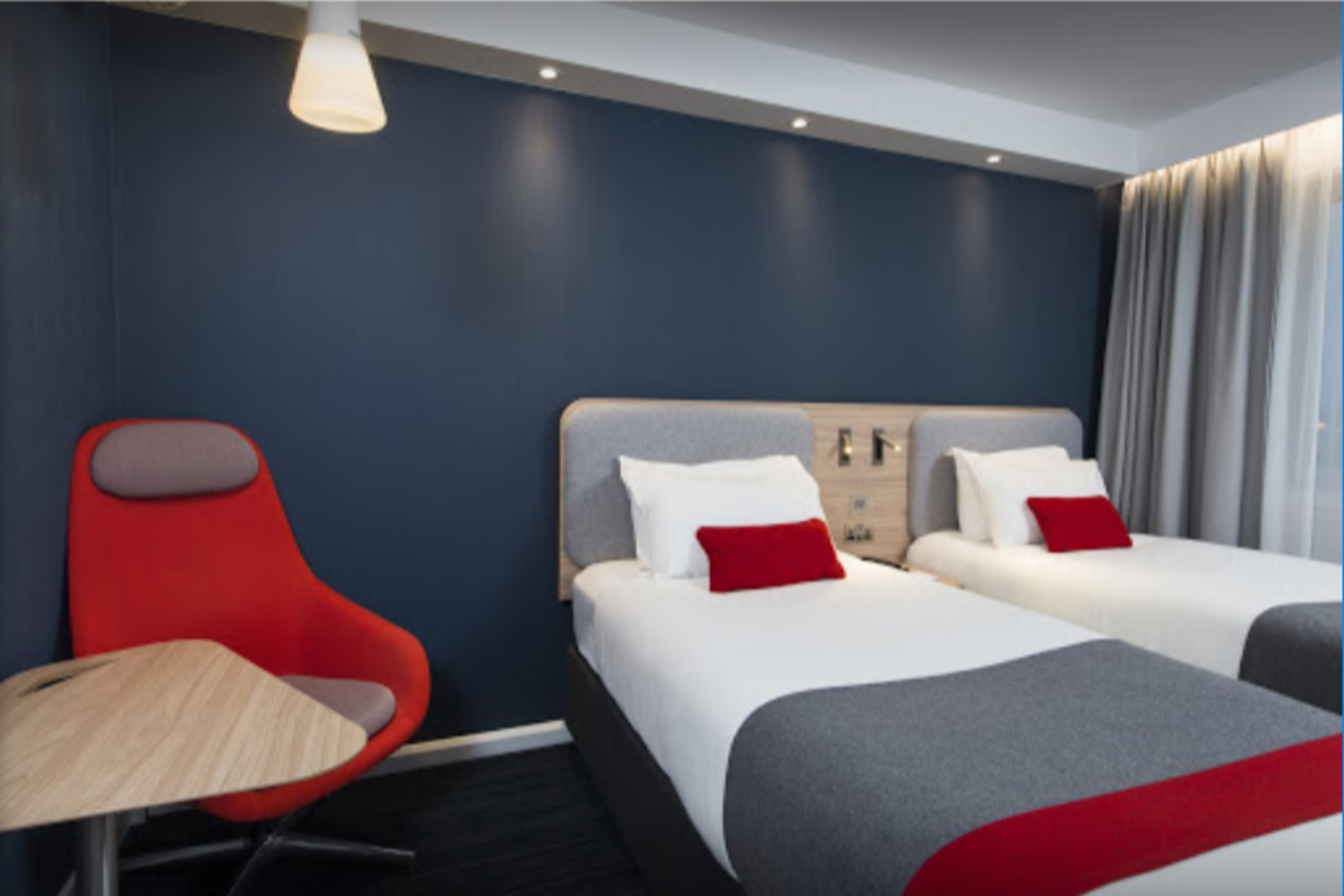 holiday inn express edinburgh leith waterfront an ihg hotel