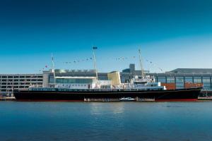 holiday inn express edinburgh leith waterfront an ihg hotel
