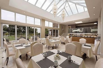 park hall hotel and spa wolverhampton
