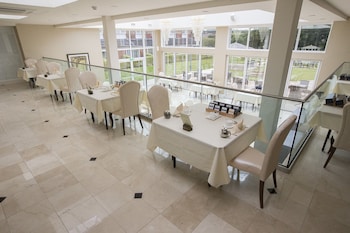 park hall hotel and spa wolverhampton