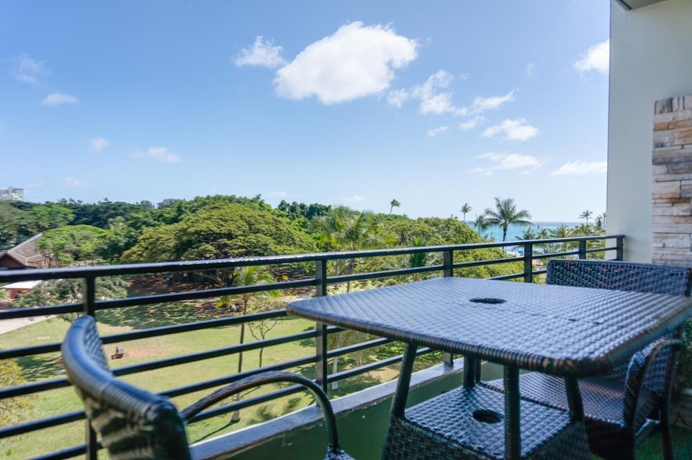 castle waikiki grand hotel