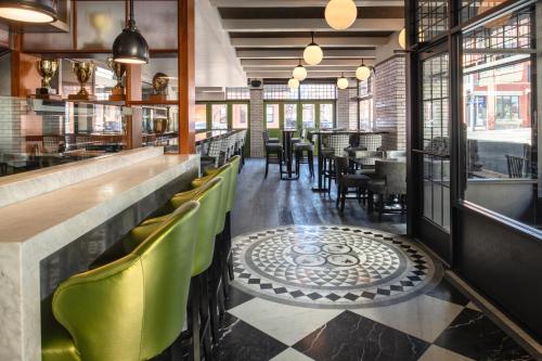 staypineapple a delightful hotel south end