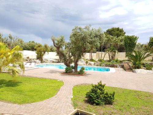 resort villa isola 21