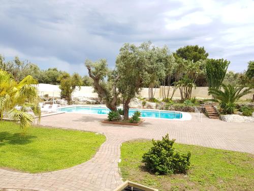 resort villa isola 21