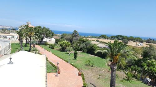resort villa isola 21