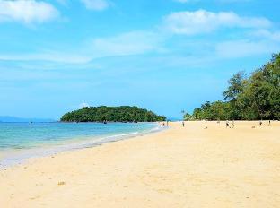 The Beach At Klong Muang,,3 star