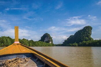 The Beach At Klong Muang,,3 star