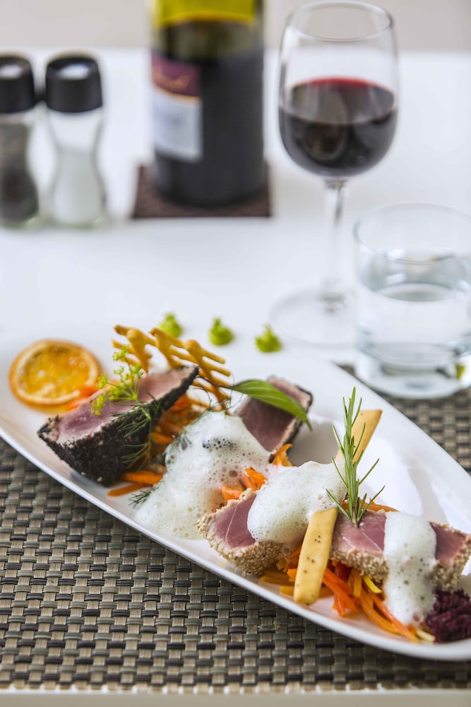 chateau royal beach resort and spa