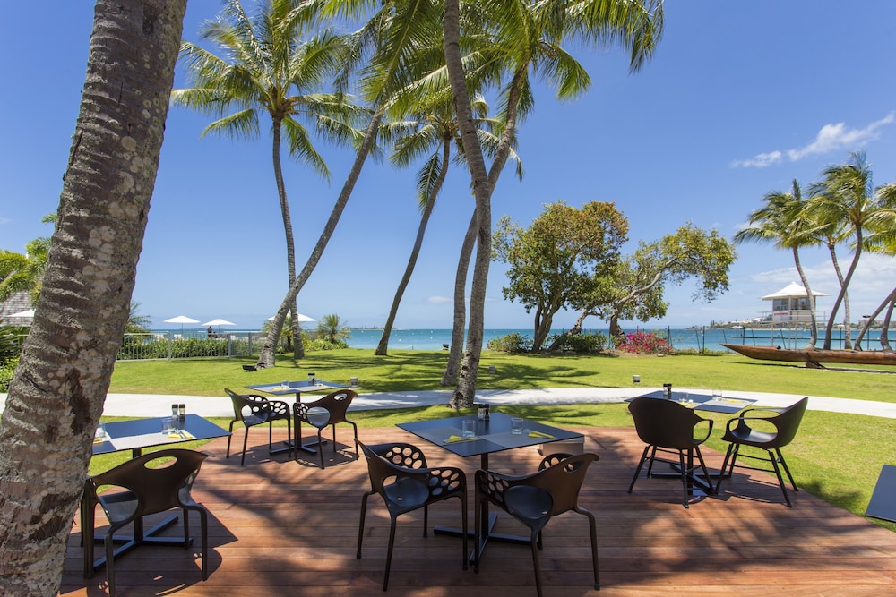 chateau royal beach resort and spa