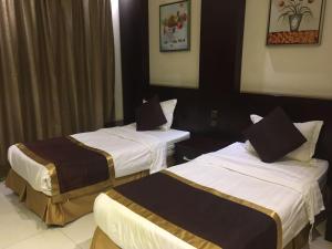 taleen durrat al nakhil